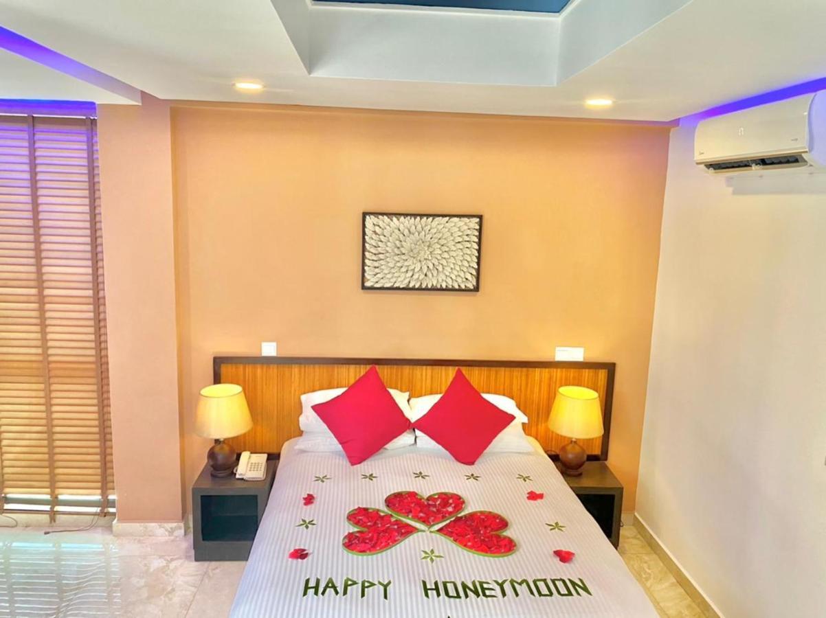 Eleven Trees Maldives Otel Hulhumale Dış mekan fotoğraf