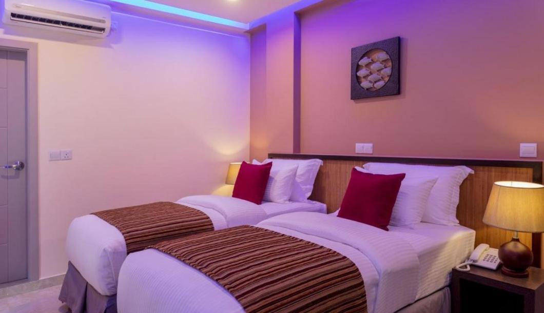 Eleven Trees Maldives Otel Hulhumale Dış mekan fotoğraf