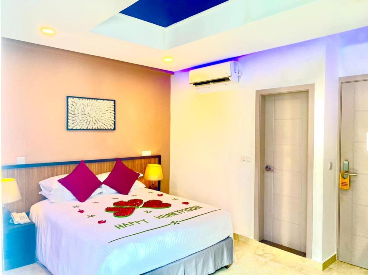 Eleven Trees Maldives Otel Hulhumale Dış mekan fotoğraf